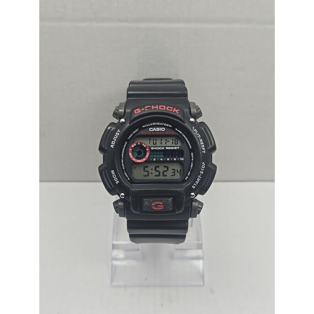 Casio G-Shock DW-9052 Digital Watch Black Red 200M Illuminator New Battery